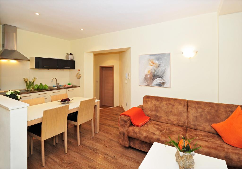 ריפיאנו Residence Mignon חדר תמונה